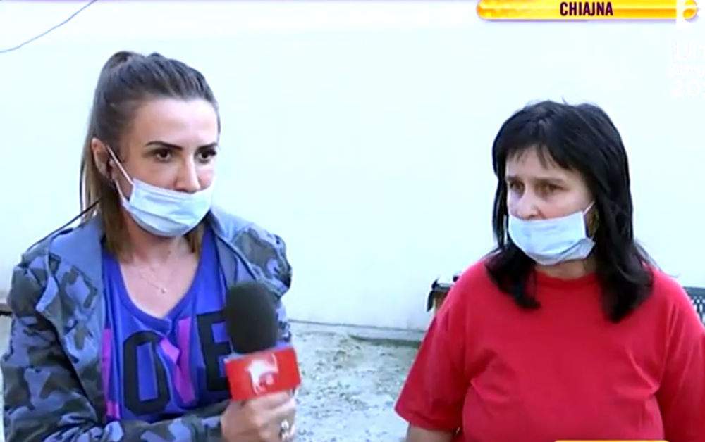 VIDEO / Gemenii din casa-tomberon au primit vizita autorităţilor! Asistentul social, concluzie scandaloasă: "Copiii o duc foarte bine cu mama"