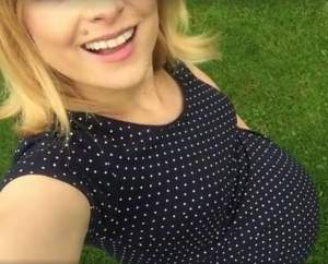 VIDEO / Simona Gherghe şi-a arătat burtica de gravidă. Cum arată vedeta înainte de a naşte primul său copil