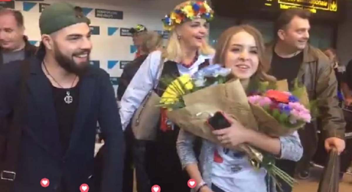 VIDEO / Ilinca și Alex Florea s-au întors în România! Primele declarații, din aeroport