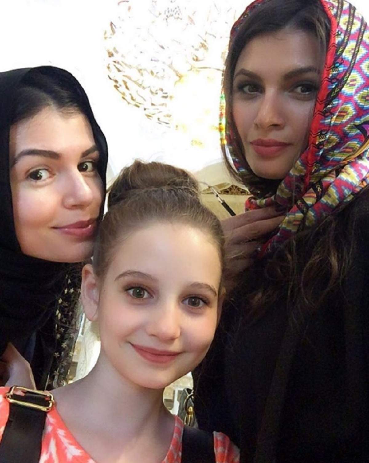 VIDEO / Monica Gabor şi Irina Columbeanu, la sfârşit de vacanţă. Şi-au luat LA REVEDERE de la Dubai şi de la Ramona Gabor!