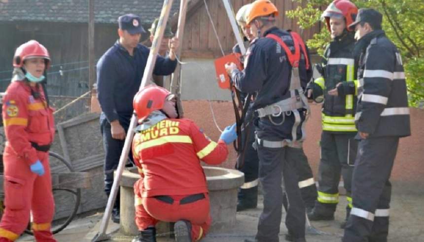 FOTO / CAZ ŞOCANT! O bătrână a vrut să se sinucidă şi s-a aruncat în puţ