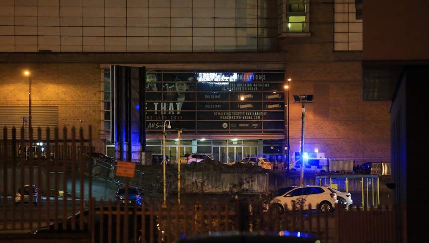 Prima reacţie a Arianei Grande după explozia de la finalul concertului ei din Manchester: "Sunt devastată"