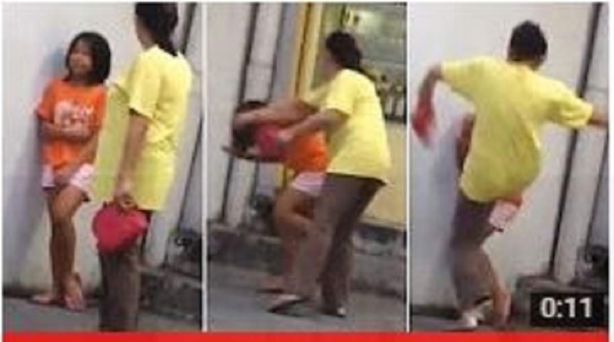 VIDEO / O mamă își snopește fiica pe stradă! Motivul bătăii este incredibil