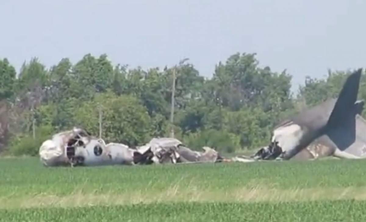 Avion militar rus prăbuşit! O persoană a murit şi alte cinci sunt rănite