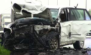 FOTO / IMAGINILE GROAZEI! O fată de 18 ani care abia își luase permisul a MURIT pe loc, după ce a făcut accident cu un SUV