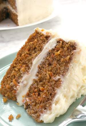 O prăjitură inedită! Cheesecake cu morcov