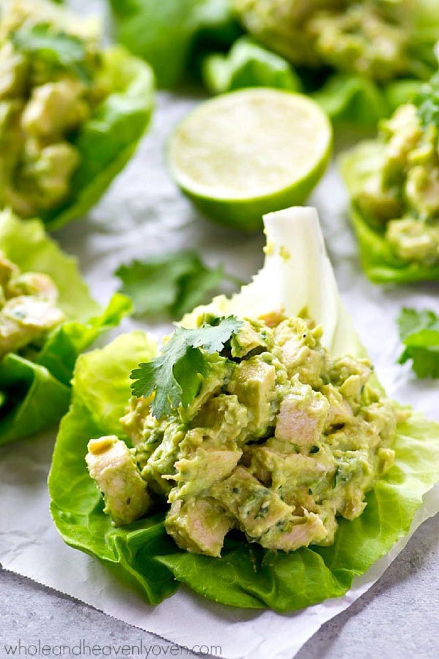 O reţetă delicioasă şi sănătoasă! Salată de pui cu avocado