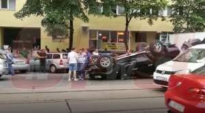 VIDEO / Accident spectaculos în Bucureşti! Un jeep S-A RĂSTURNAT de mai multe ori pe un bulevard