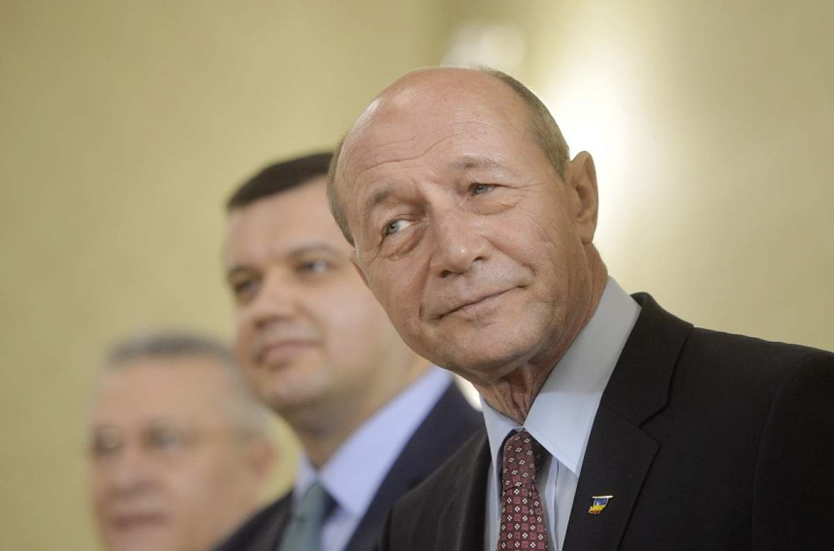 Traian Basescu, umilit de blondă!