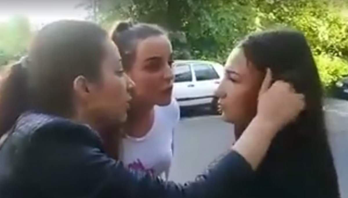 VIDEO / Adevărul a ieşit la iveală! De ce au umilit-o cele două fete pe adolescenta din Ploieşti