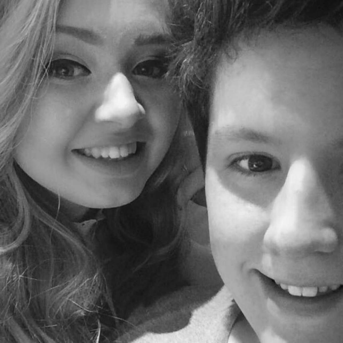 VIDEO / Imaginile care te vor face să plângi! Doi tineri ucişi în atacul de pe Manchester Arena, conduşi pe ultimul drum!