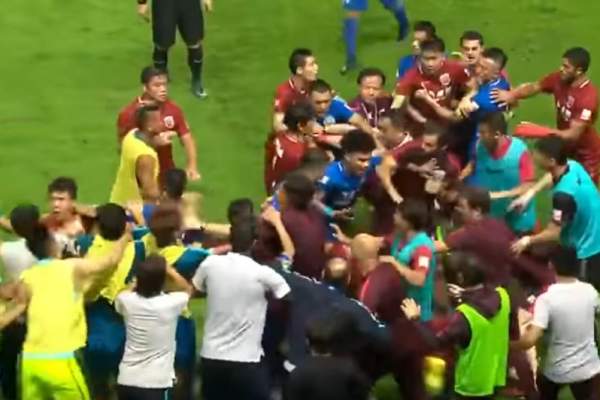 VIDEO / Bătaie de „Oscar” în prima ligă din China!
