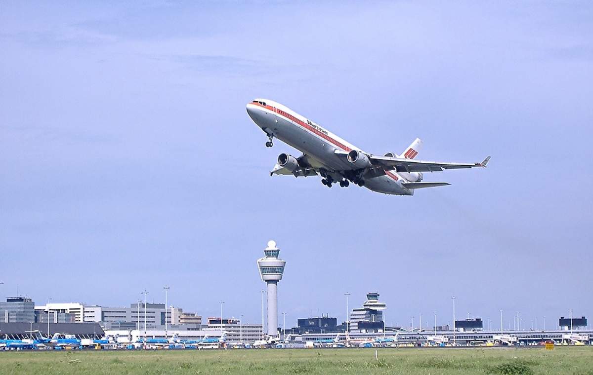 Panică pe aeroportul Henri Coandă! Un avion cu 176 de persoane a fost în pericol