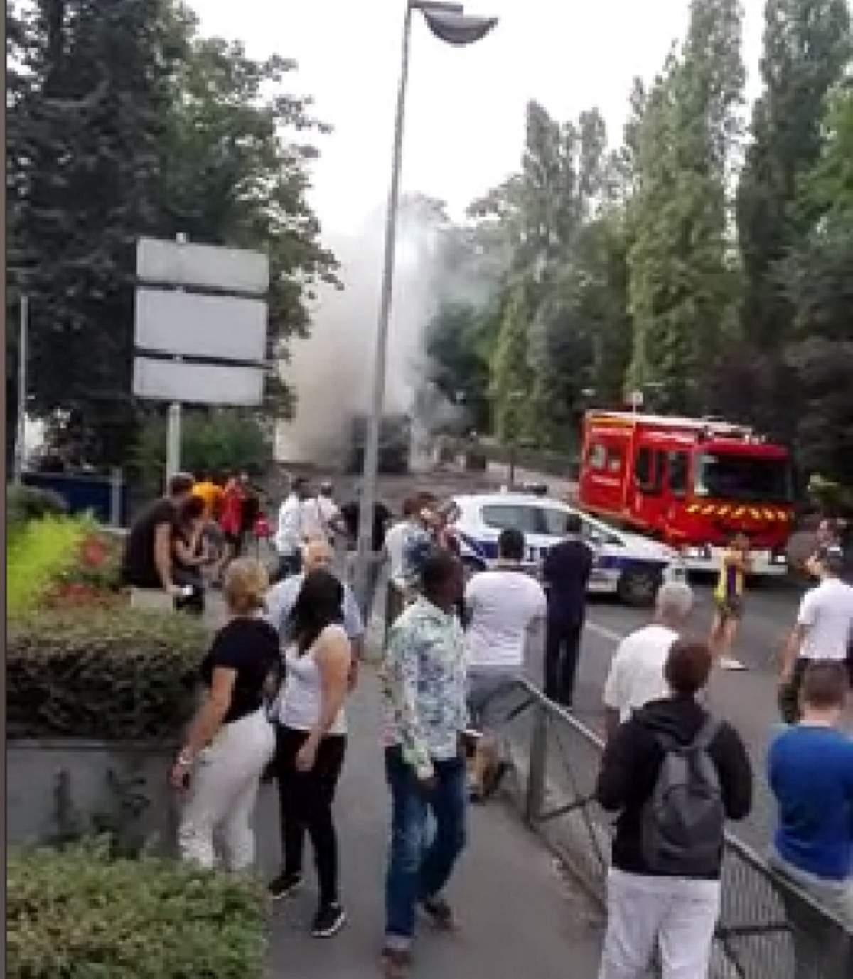 VIDEO / Explozie în Paris! Cel puţin o persoană a fost rănită