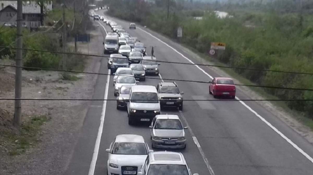 Trafic BLOCAT! Accident grav pe DN 1, la Bușteni