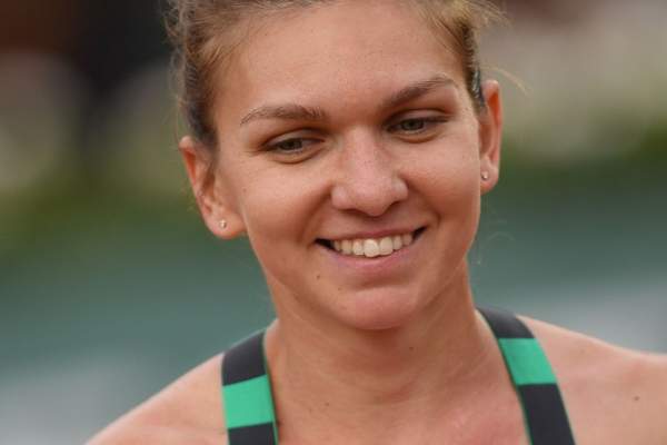 Simona Halep a impresionat o lume întreagă! Gestul emoţionant făcut faţă de o rivală