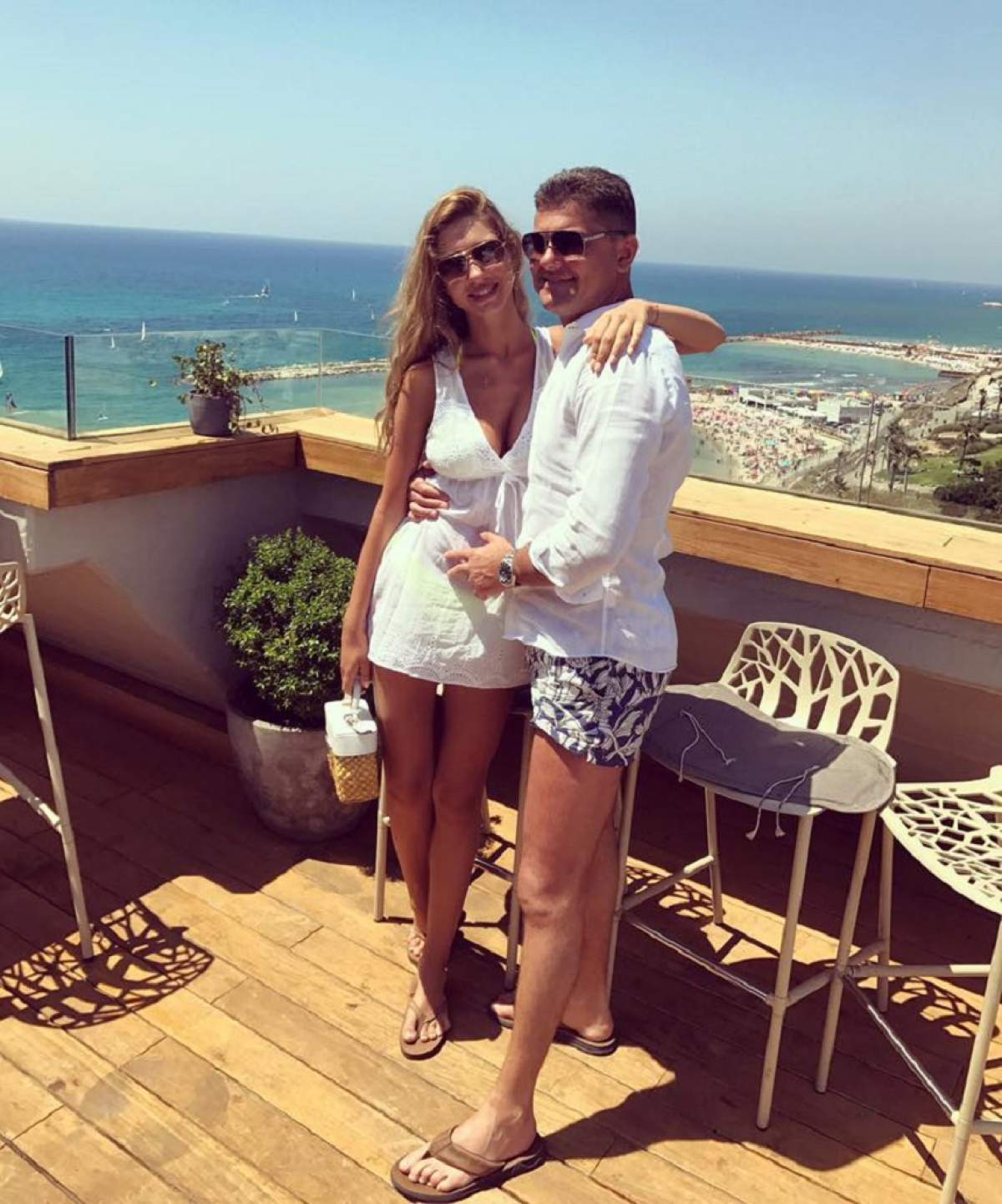 VIDEO / Laura Dincă l-a golit de bani pe Cristian Boureanu! Cu ce s-a întors iubita fostului politician din vacanță