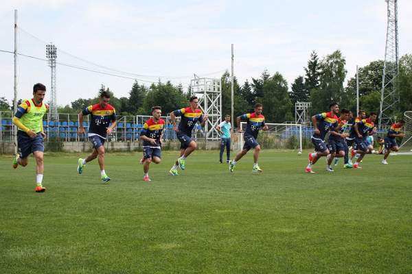 Numărul lui Hagi a ajuns la o rezervă! Cine va juca cu 10 pe spate împotriva Poloniei