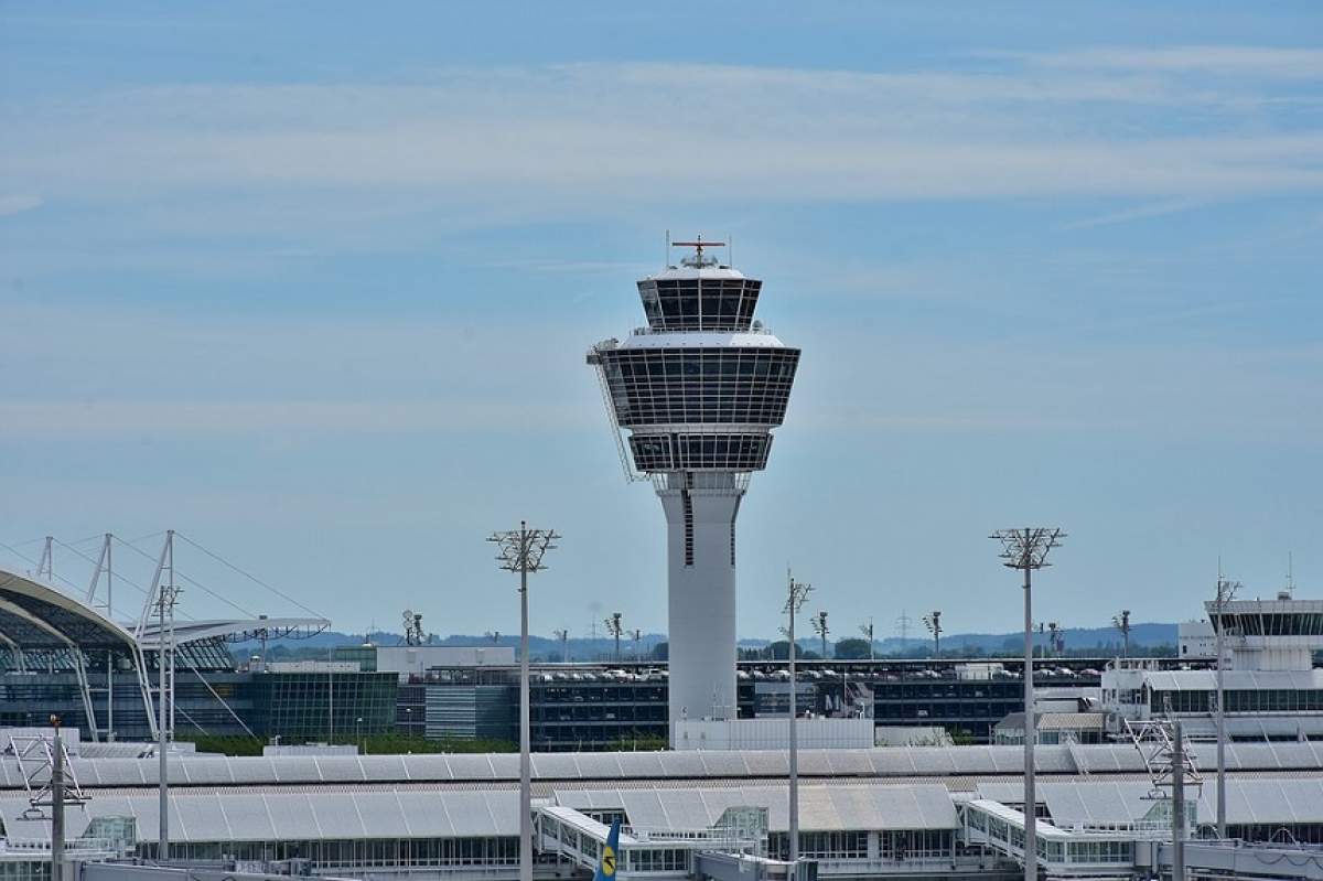 Alertă cu bombă la Paris! Un terminal al Aeroportului Charles de Gaulle a fost evacuat