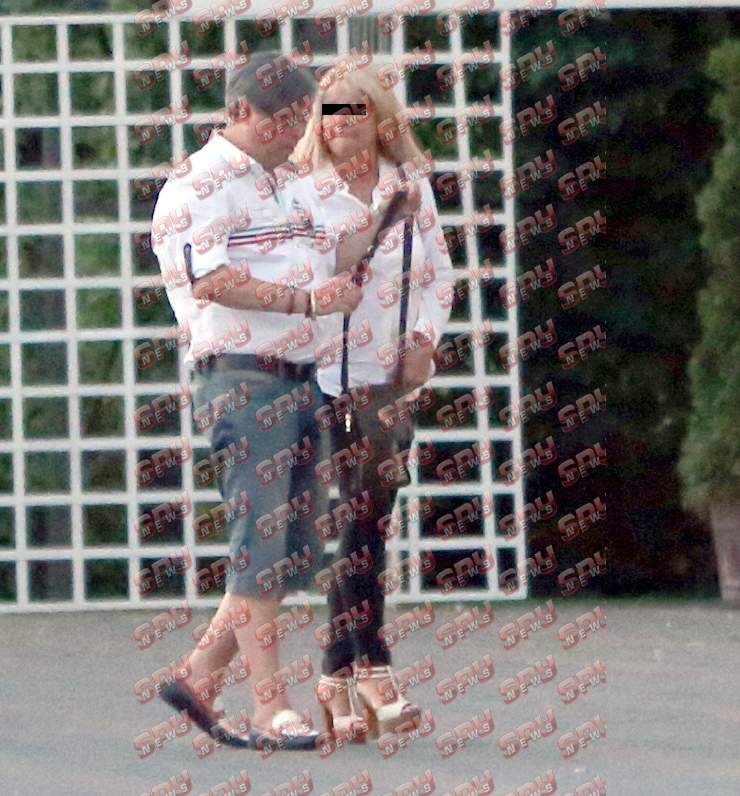 Ce fericire pe Cornel Galeș! Și-a refăcut viața după moartea ”Zânicii” lui? Paparazzii l-au prins cu o blondă