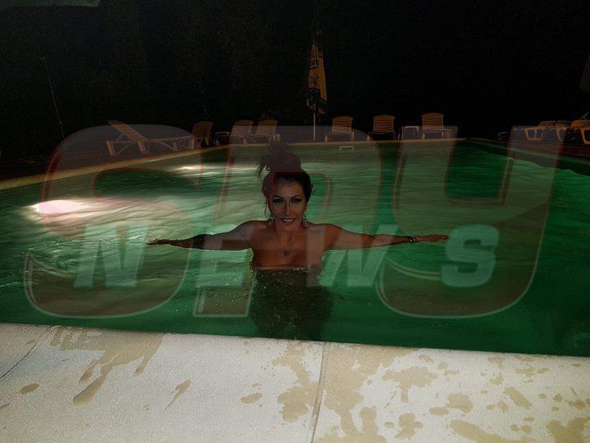 I-am prins în fapt! Cea mai sexy dansatoare din România şi iubitul ei, show erotic la piscină / FOTO EXCLUSIV