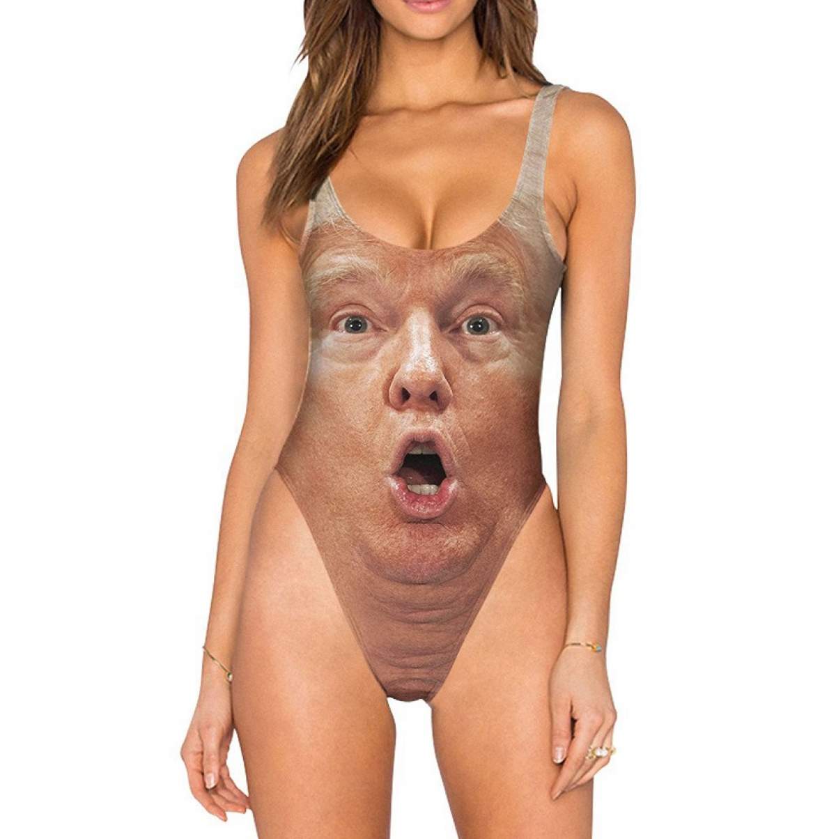 FOTO / Au fost create costumele de baie cu fața președinților! Cele cu Donald Trump sunt fenomenale