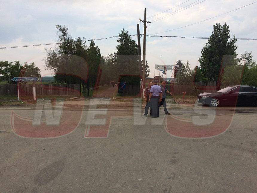 Ce se întâmplă la Biserica din Ștefănești? Polițiștii o păzesc ca pe Sfintele Moaște / Imagini EXCLUSIVE