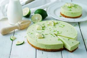 Un desert fresh! Cheesecake cu avocado şi lime