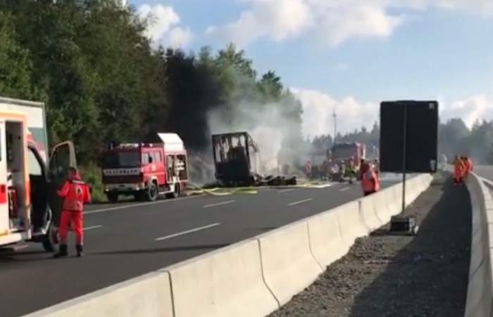 VIDEO / Accident grav pe o autostradă din Germania! Sunt cel puţin 31 de răniţi şi 17 oameni dispăruţi