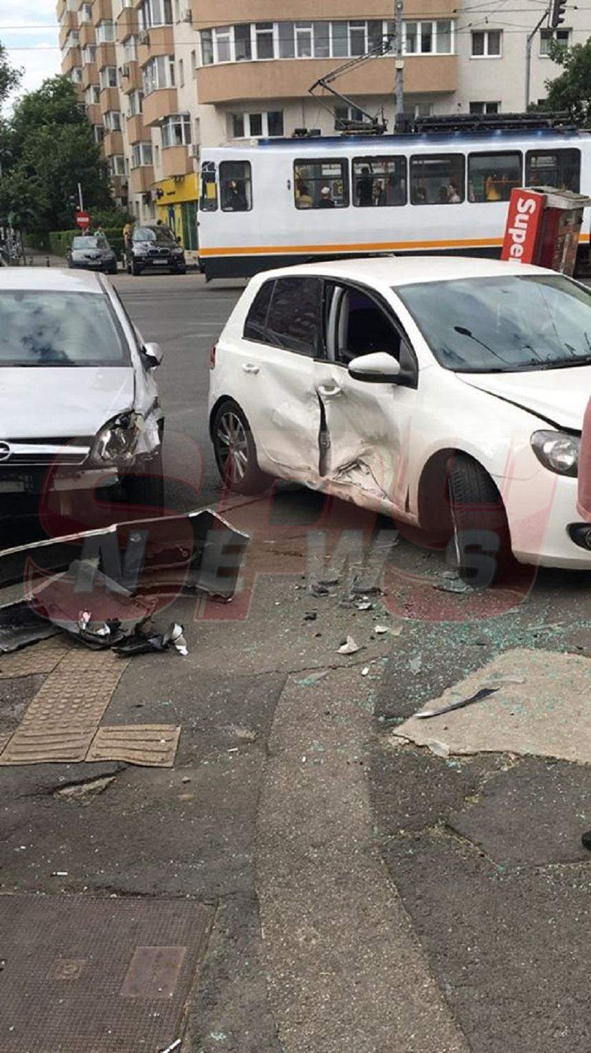 FOTO / Sorin, fost concurent la "Mireasă pentru fiul meu", a făcut un accident grav! Maşina e distrusă