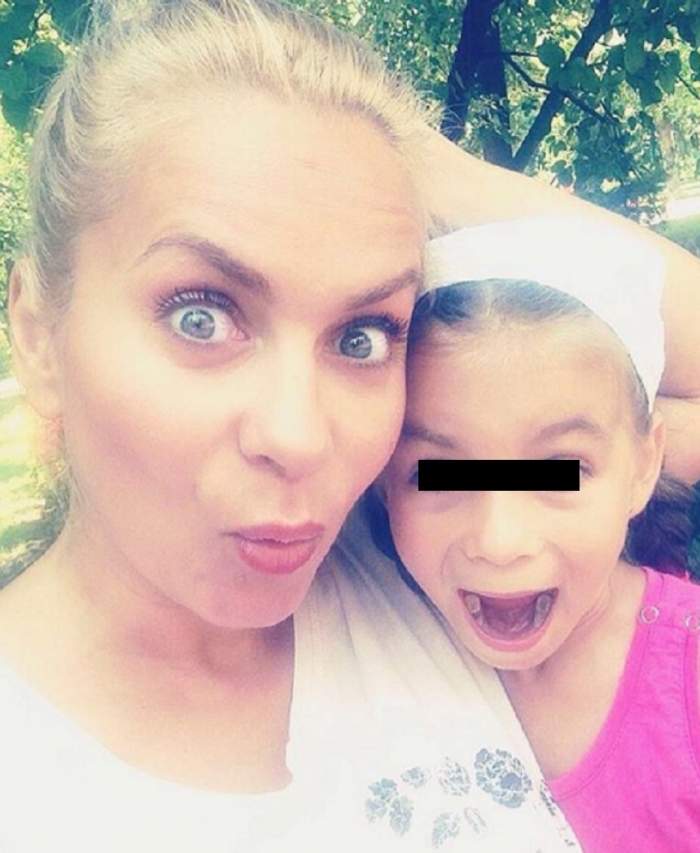 FOTO / Răsfăţ ca între fete! Paula Chirilă a dus-o pe Carla la masaj! Aşa a fost surprinsă micuţa