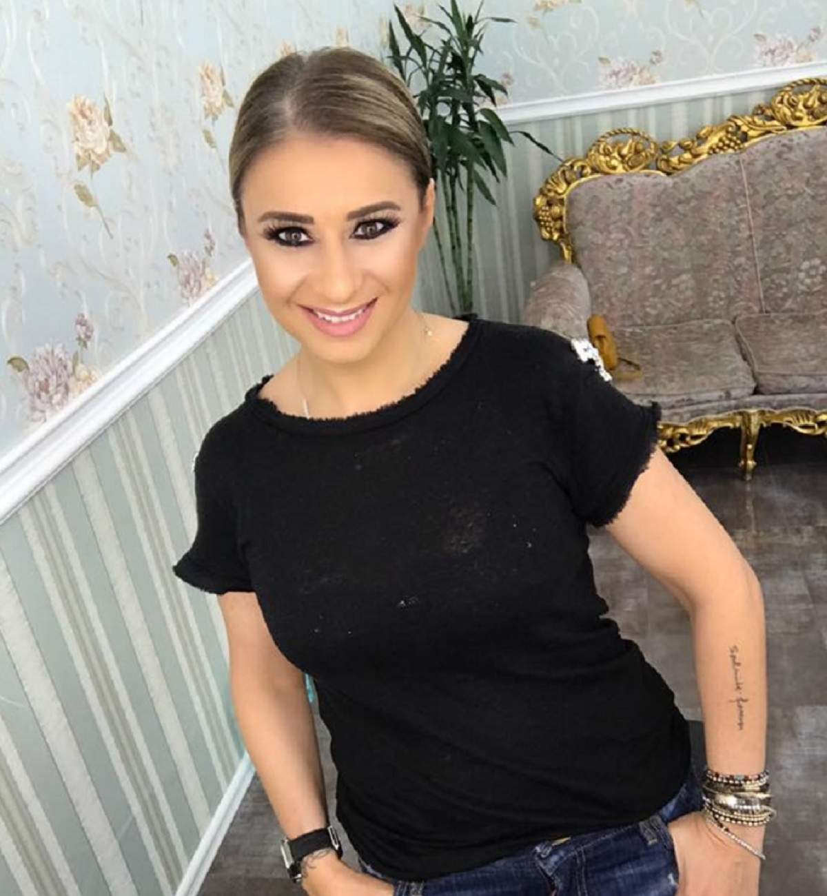 FOTO / Anamaria Prodan nu a primit degeaba porecla de "sexy-impresara"! Cum arată vedeta de 44 de ani în haine sexy