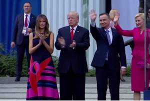 VIDEO / MOMENT PENIBIL cu Donald Trump! Ce i-a făcut Prima Doamnă a Poloniei a ajuns viral