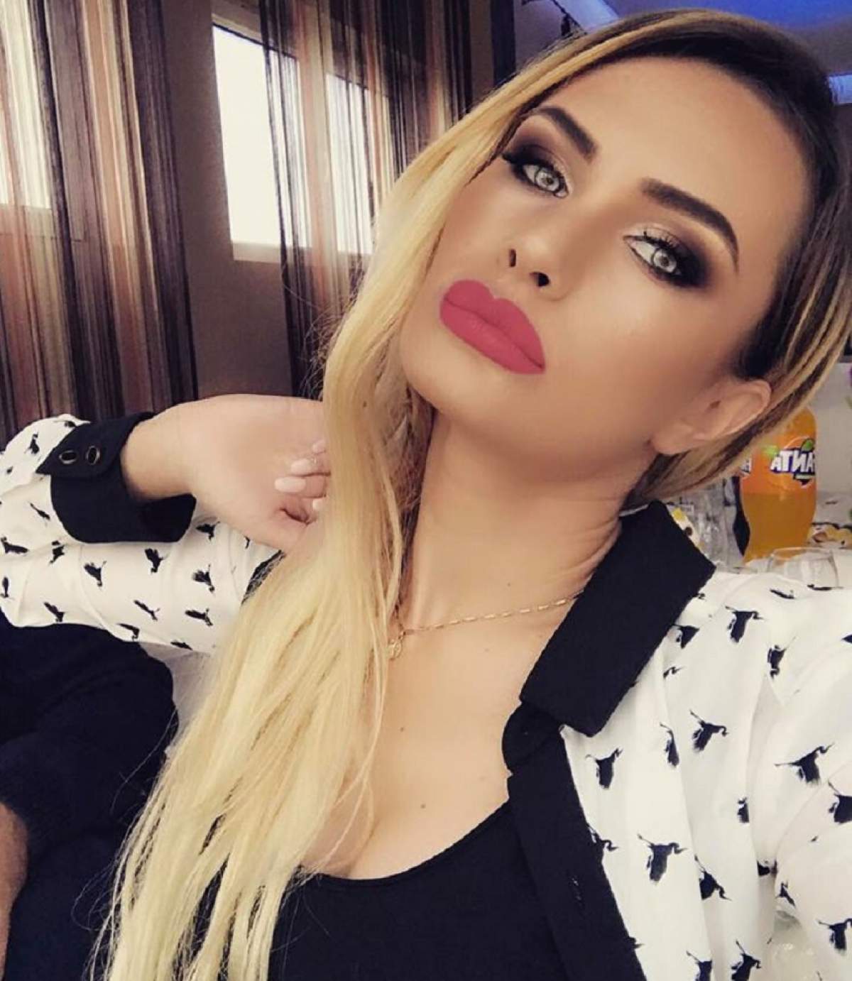 FOTO / Bianca de la "Insula Iubirii" şi-a făcut o intervenţie estetică acasă! Când s-a privit în oglindă, i-a căzut cerul în cap