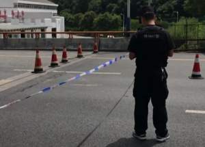 VIDEO / Carnagiu pe şosea! Cel puţin 36 de morţi şi 13 răniţi, după ce un autocar s-a izbit de un tunel