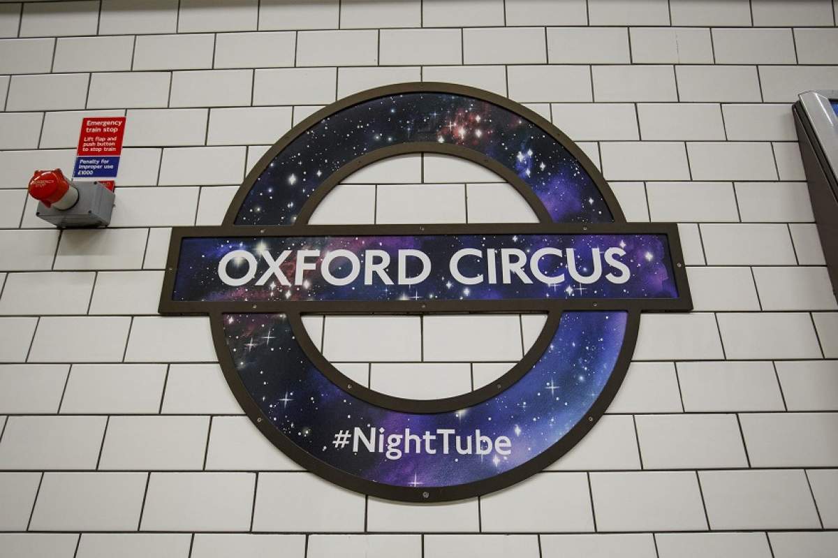 VIDEO / ALERTĂ în Londra! Stația de metrou Oxford Circus a fost ÎNCHISĂ și EVACUATĂ