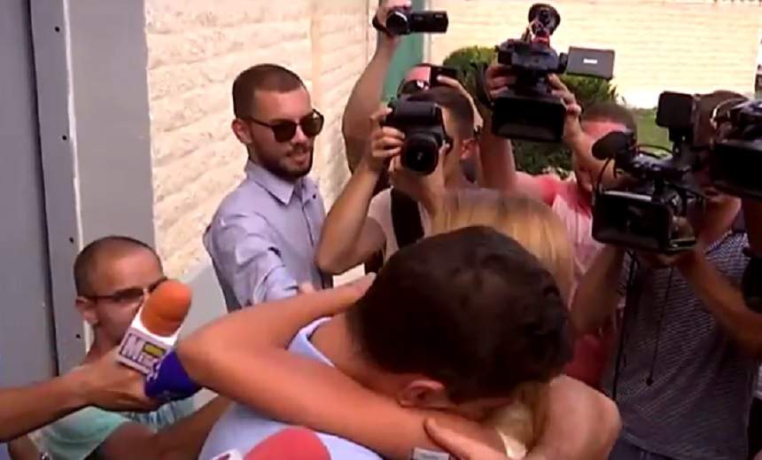 FOTO / Cristian Boureanu a ieşit din penitenciarul Rahova! Primele imagini cu politicianul în libertate