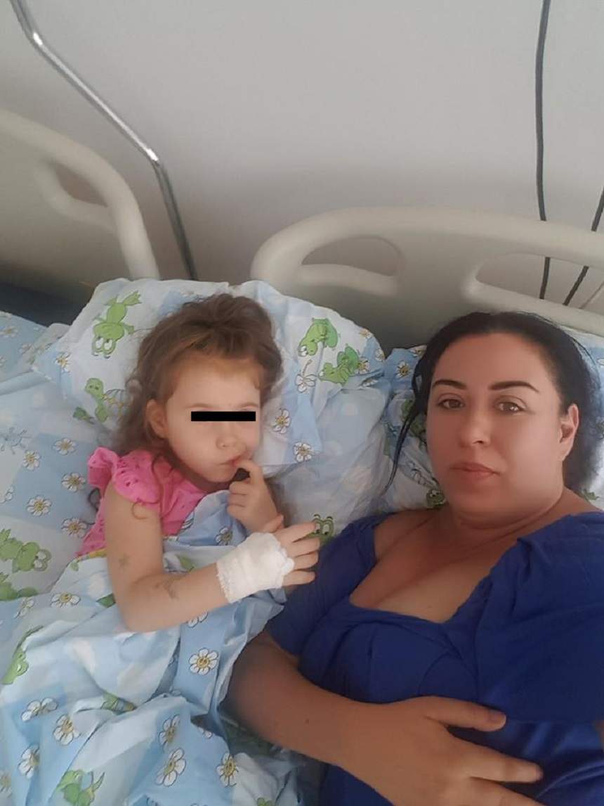 Oana Roman a ajuns de urgenţă la spital cu fiica sa! "Febră şi viroză"