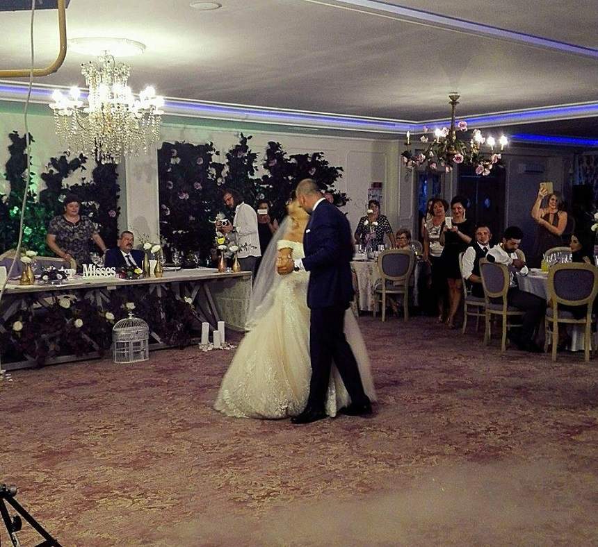 Nuntă mare în familia MPFM! Un fost concurent s-a căsătorit cu femeia iubită! Rochia de mireasă e spectaculoasă