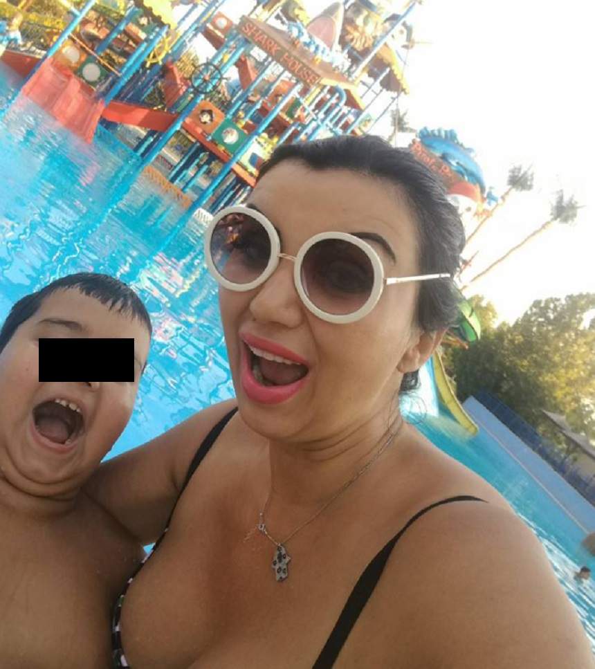 FOTO / Adriana Bahmuţeanu, în costum de baie! Imagini necenzurate cu prezentatoarea TV