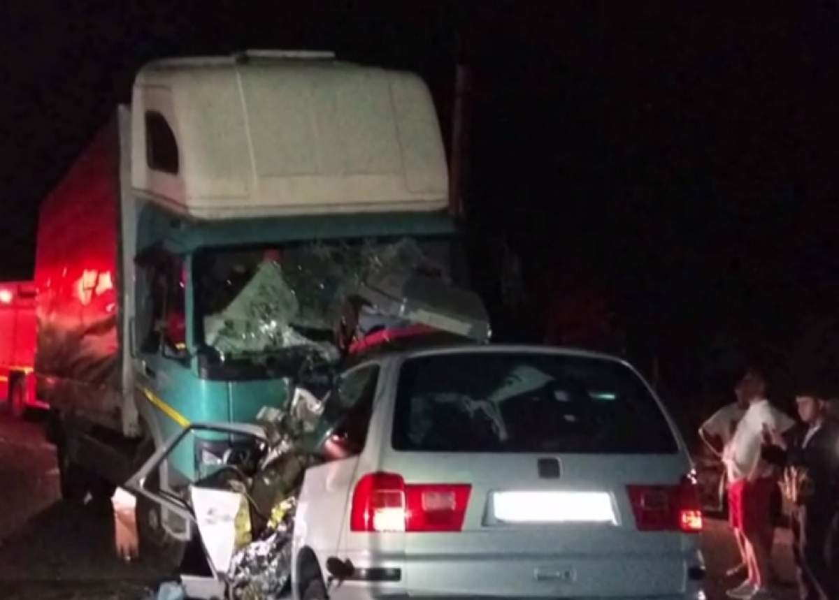 VIDEO / TRAGEDIE! Trei persoane, printre care şi o fetiţă de 6 ani, au murit într-un teribil accident