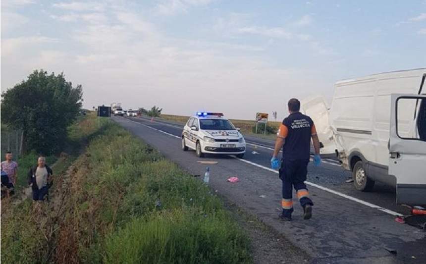 FOTO / Accident grav! Nouă răniţi pe E85. Unei persoane i s-a amputat piciorul