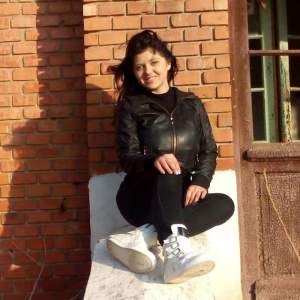 VIDEO / Detalii halucinante despre Cristina, tânăra moartă în accidentul din Buzău. Trebuia să dea BAC-ul, dar familia se pregăteşte de înmormântare