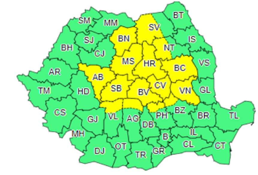 Vremea se răceşte considerabil. Instabilitate atmosferică şi ploi însemnate cantitativ în mai multe zone din ţară