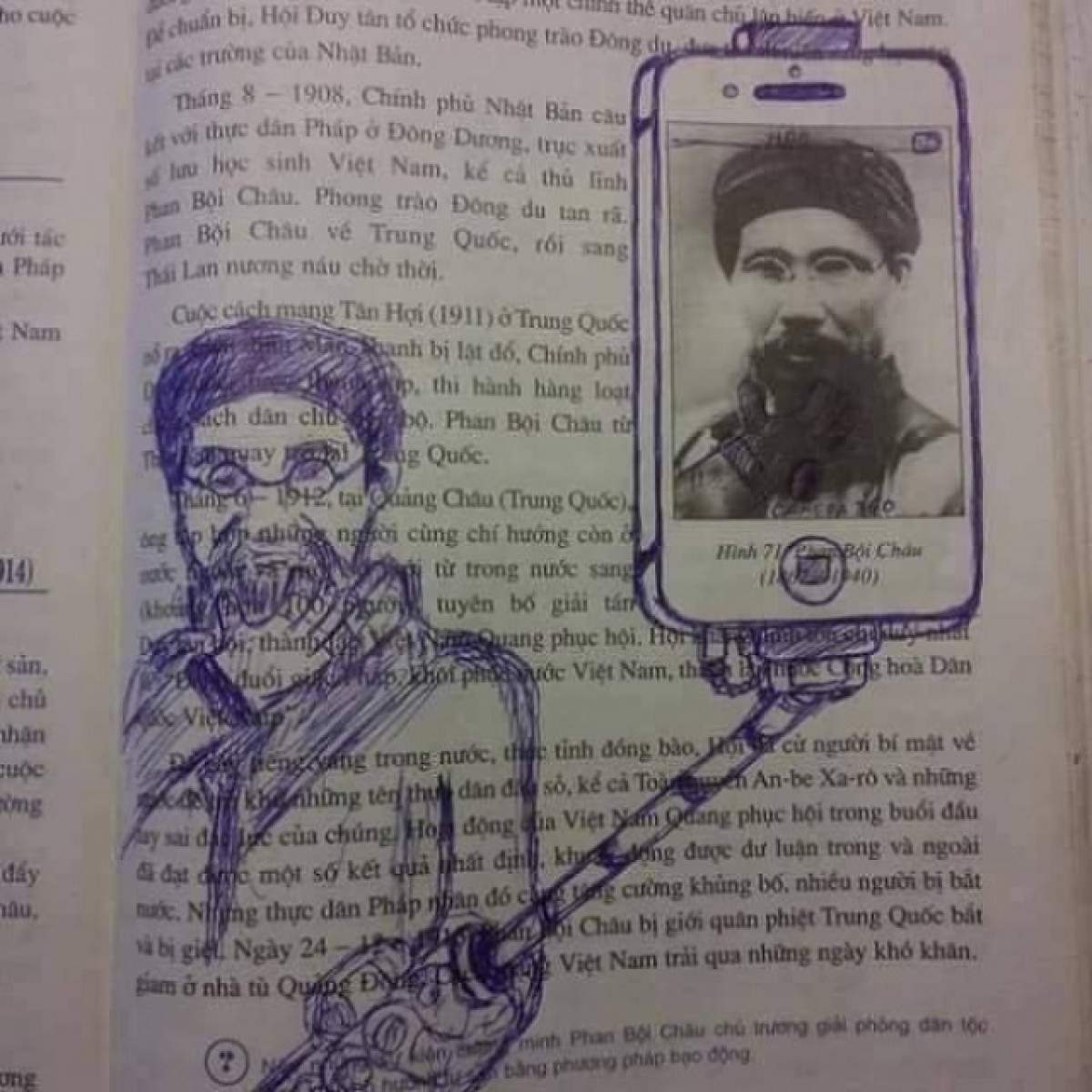 FOTO / Ce surprize au elevii care primesc manualele colegilor mai mari! Aviz înainte de începerea școlii!