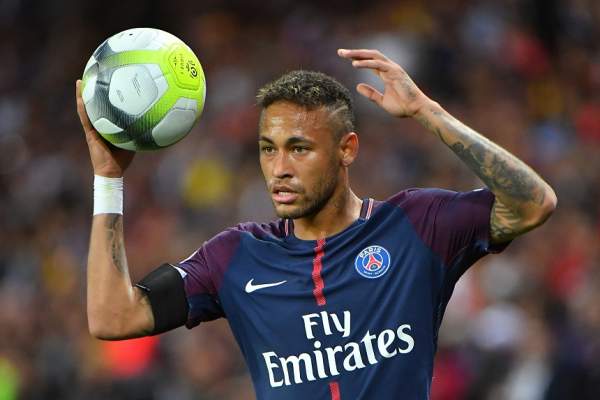 Imagini fabuloase din casa lui Neymar. Aici se lăfăie cel mai bogat fotbalist din lume