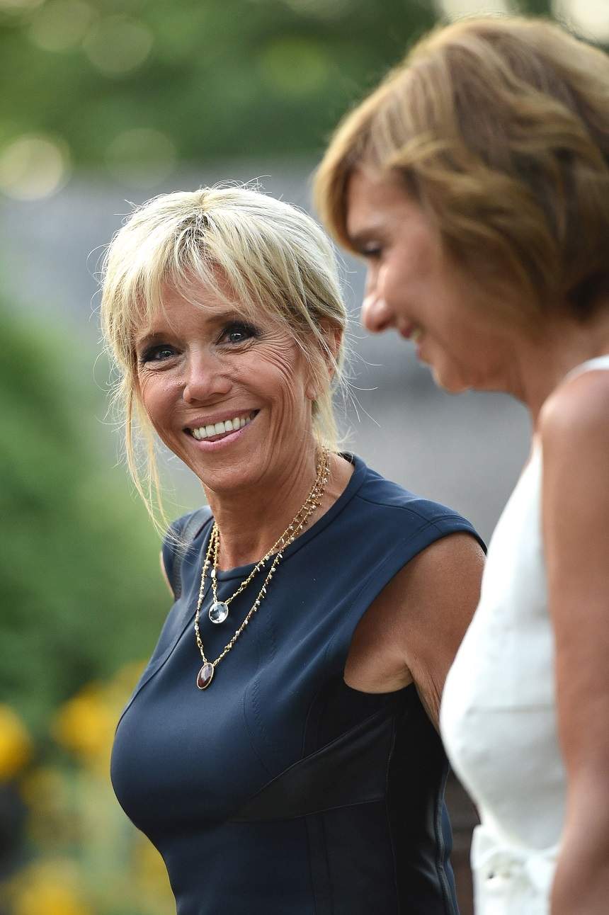 FOTO / Brigitte Macron a atras privirile la vizita în România! Detaliul jenant care a ieşit la iveală d-abia acum