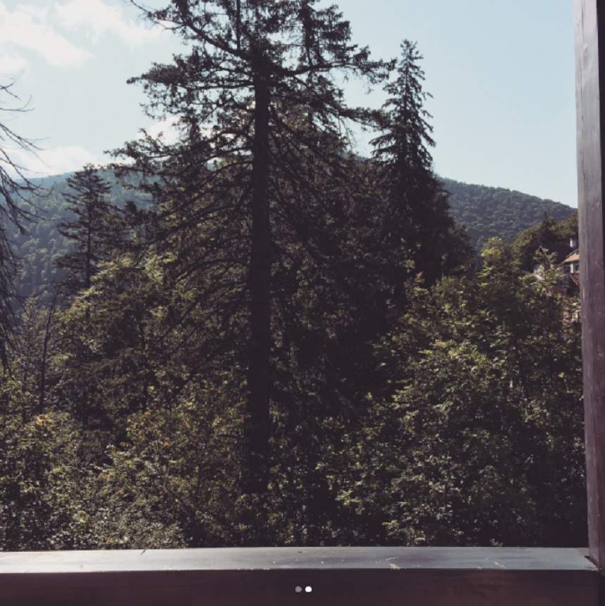 FOTO / Simona Gherghe a plecat în vacanţă la munte: "Prima ieşire, după nouă luni"