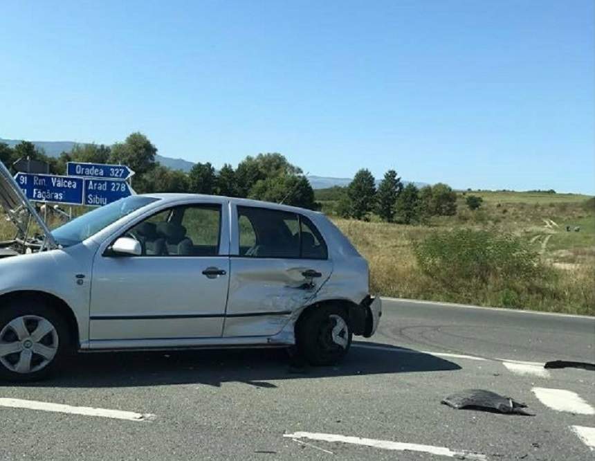 FOTO / Accident pe DN 1! Două handbaliste, victime înainte de marele meci