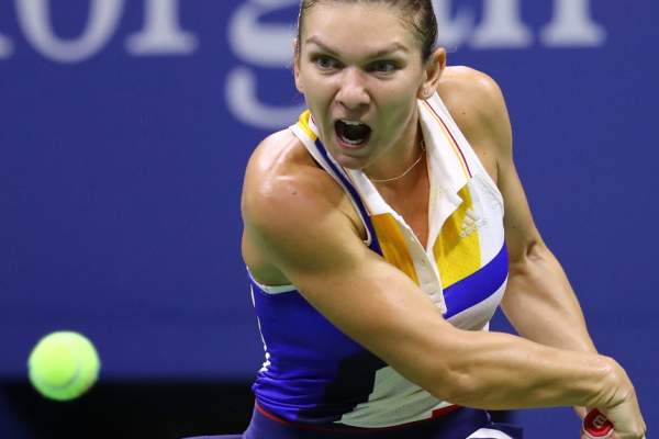 FOTO / Simona Halep, învinsă de Maria Şarapova în primul tur la US Open. Ce au spus la finalul meciului
